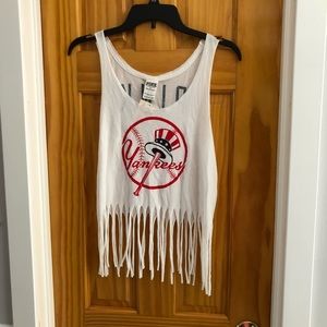 Size small “Pink” New York Yankee t shirt